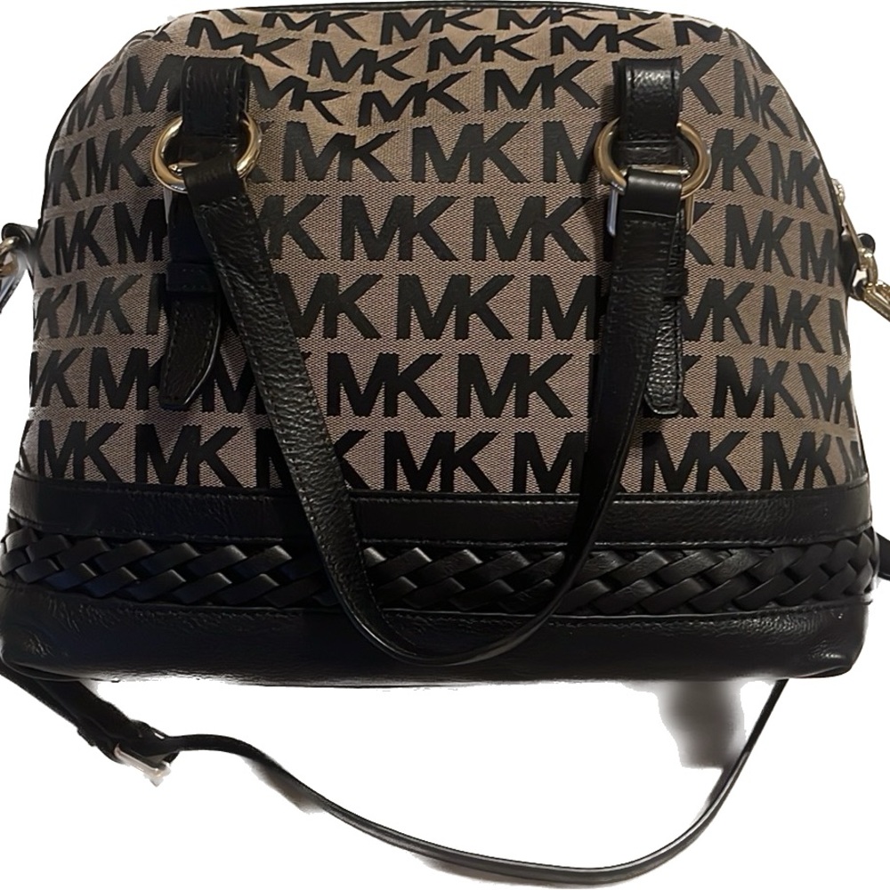 Michael Kors Signature Hand Bag
